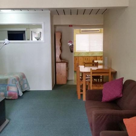 Clifford Park Motor Inn Toowoomba Ruang foto