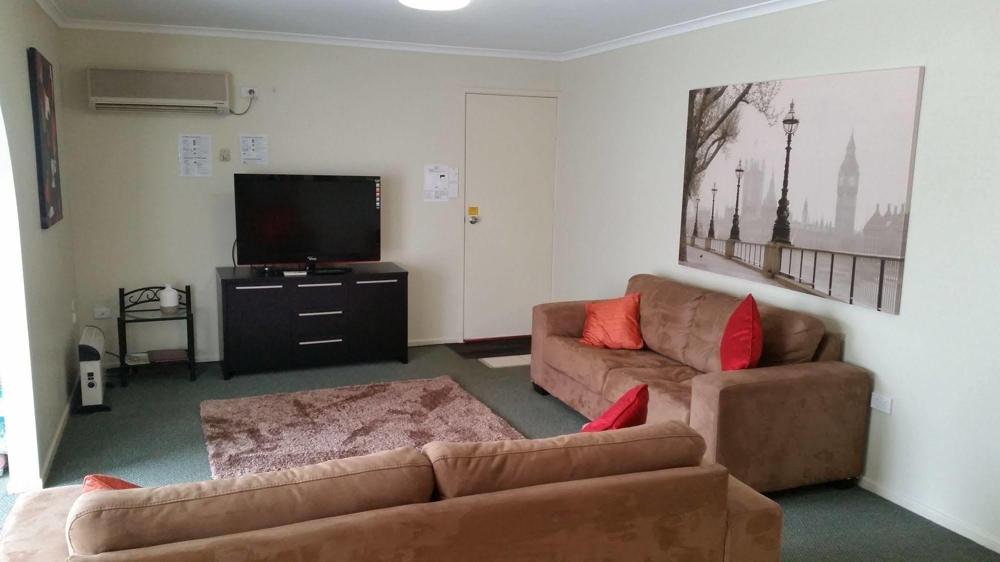 Clifford Park Motor Inn Toowoomba Bagian luar foto