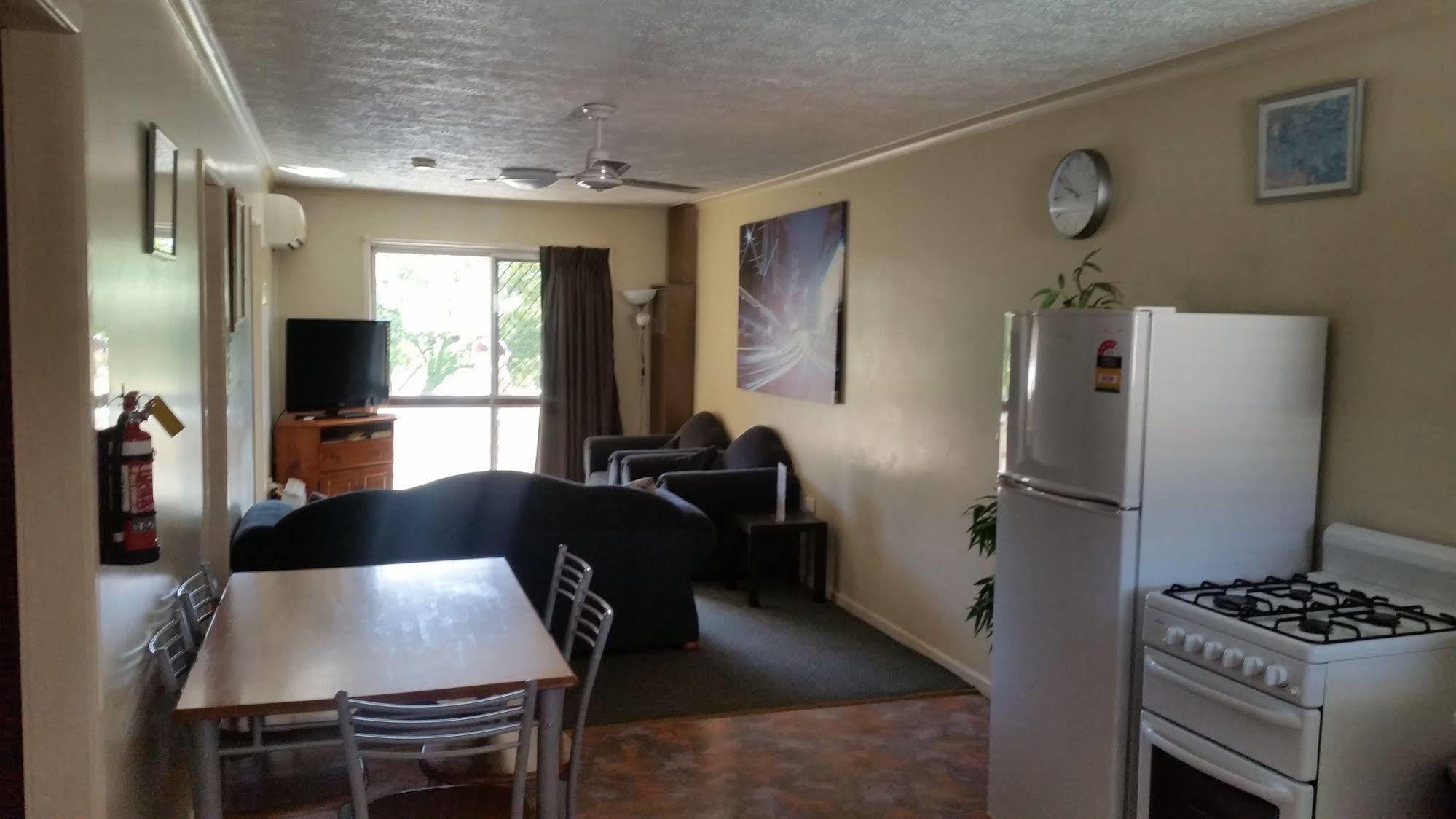 Clifford Park Motor Inn Toowoomba Bagian luar foto